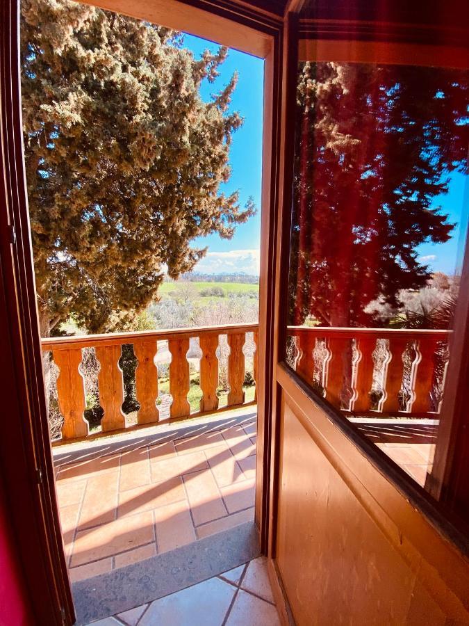 Poggio Dei Cavalieri Bed & Breakfast Boccea Exterior foto